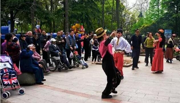 新疆生活豐富.jpg 新疆生活豐富.jpg